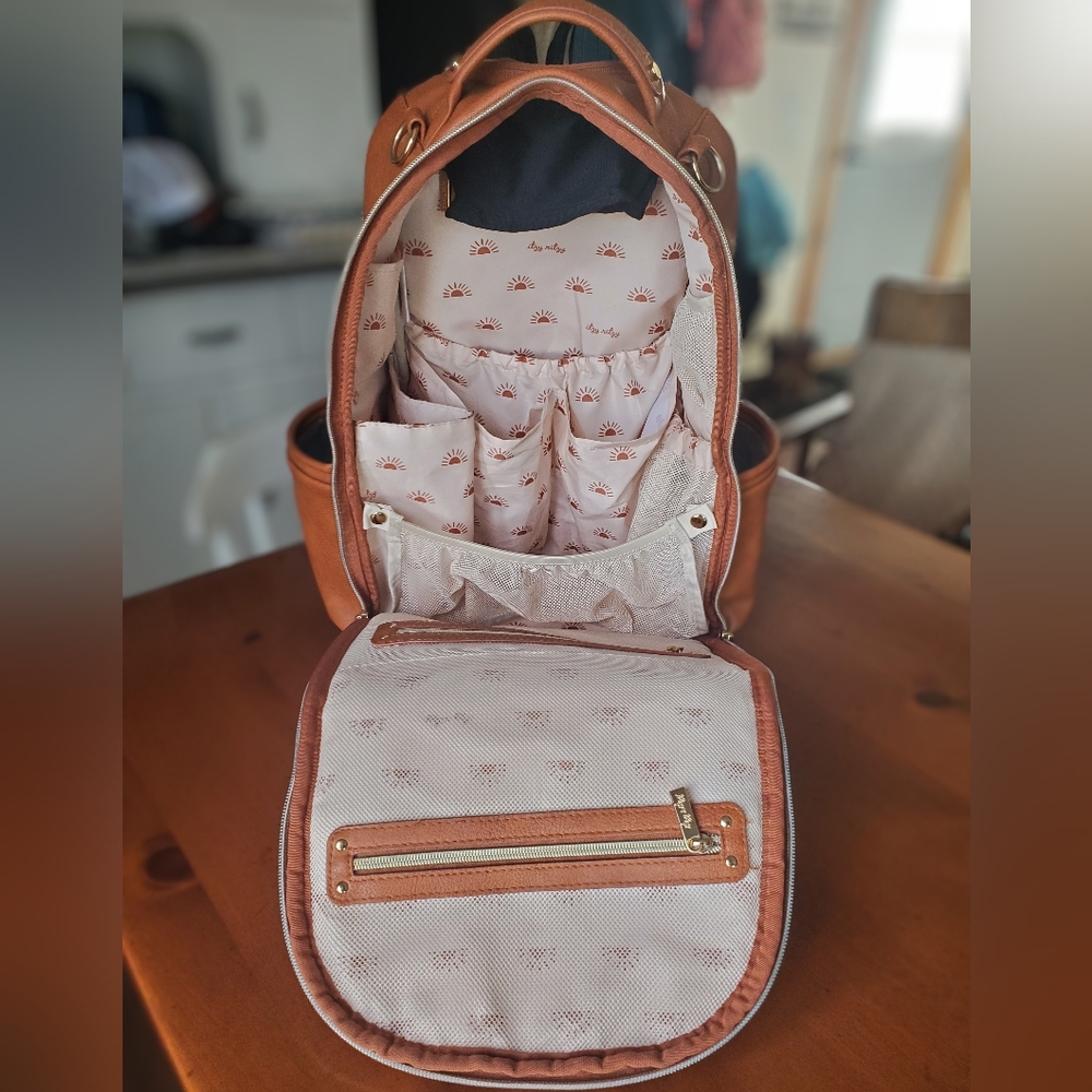 Itzy Ritzy Boss Plus - Picture 6 of 12